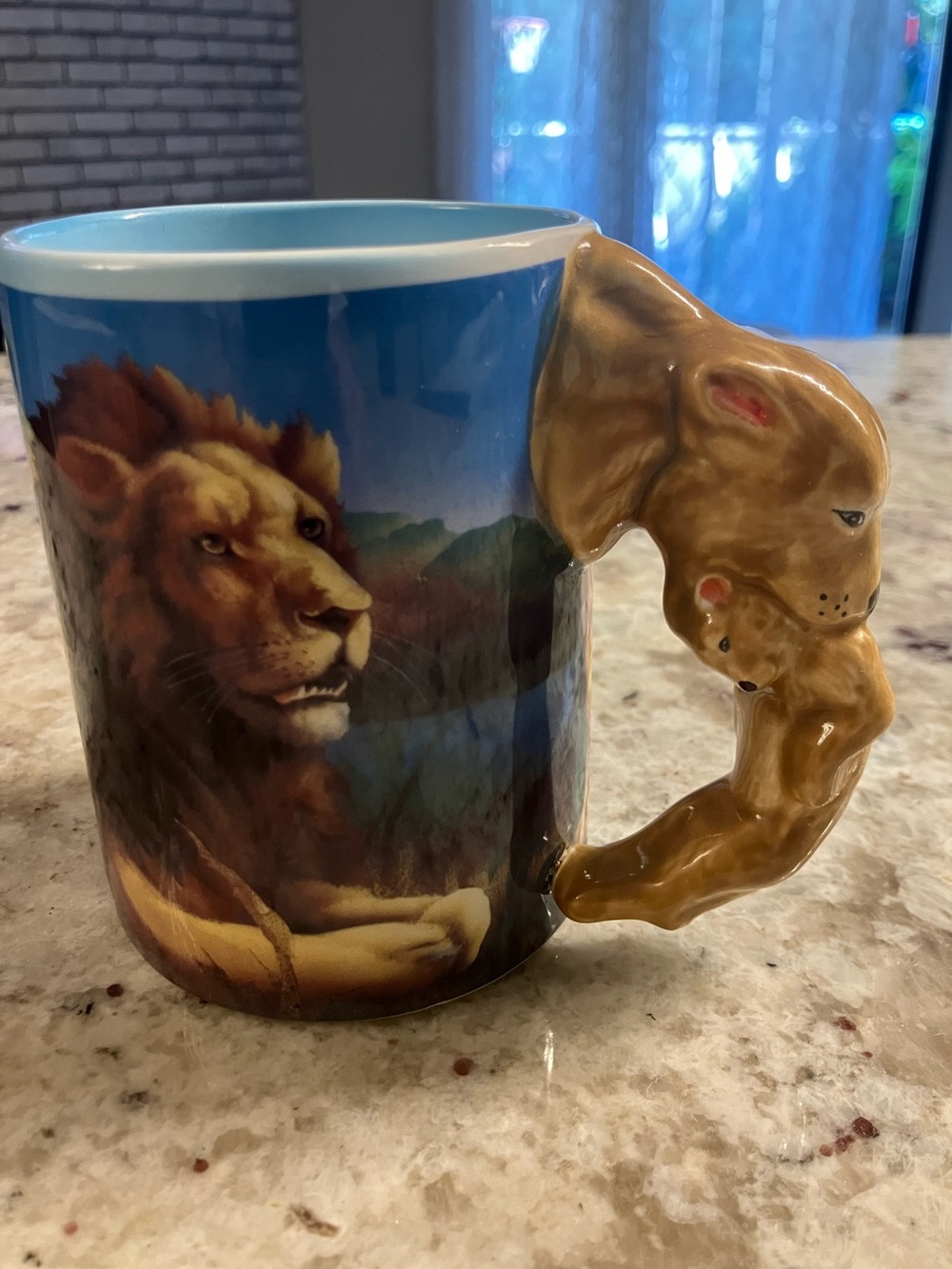 1991 Five & Dime Ceramic Lioness & Cubs Mug With Sculpted Handle 3D Handle